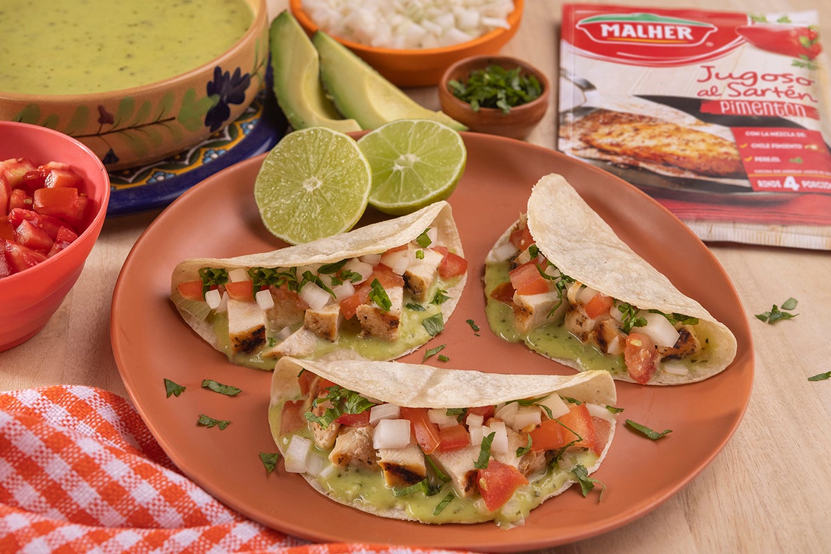 TACOS DE POLLO AL CILANTRO