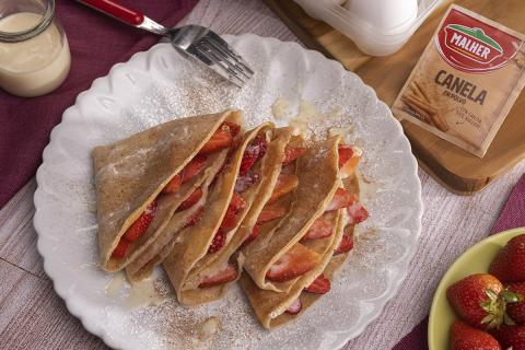 CREPAS RELLENAS CON FRESAS